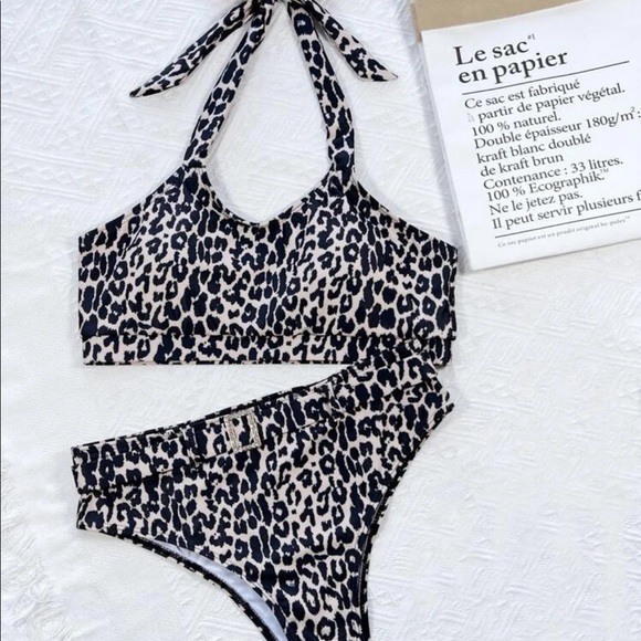 Leopard print halter bikini swimsuit - Picture 4 of 4